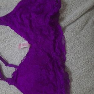 Bralette no boundaries  sz lg NEVER WORN.